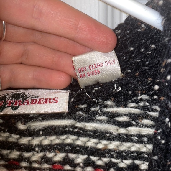 Vintage Boston Traders Sweater 100% Wool Sz Med - Picture 4 of 7